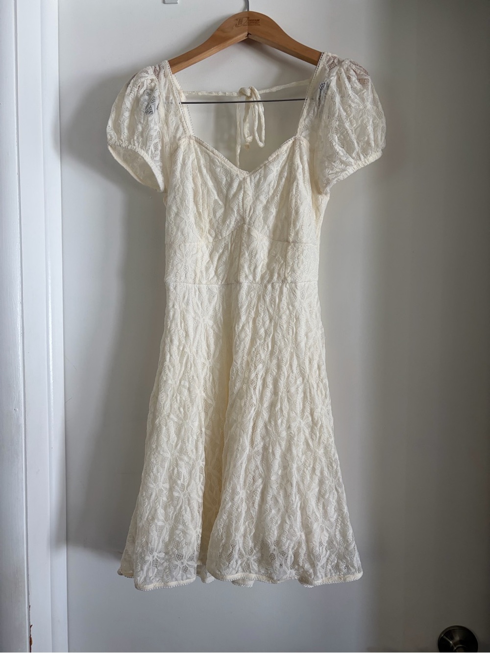 Women's Lace Puff-Sleeve Midi Dress - Cream